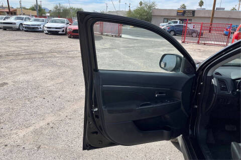 2022 Mitsubishi Outlander Sport LE