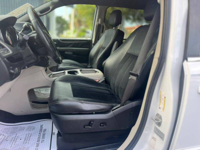 2017 Dodge Grand Caravan SXT