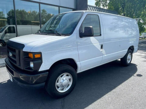 2014 Ford E-Series E-350 SD