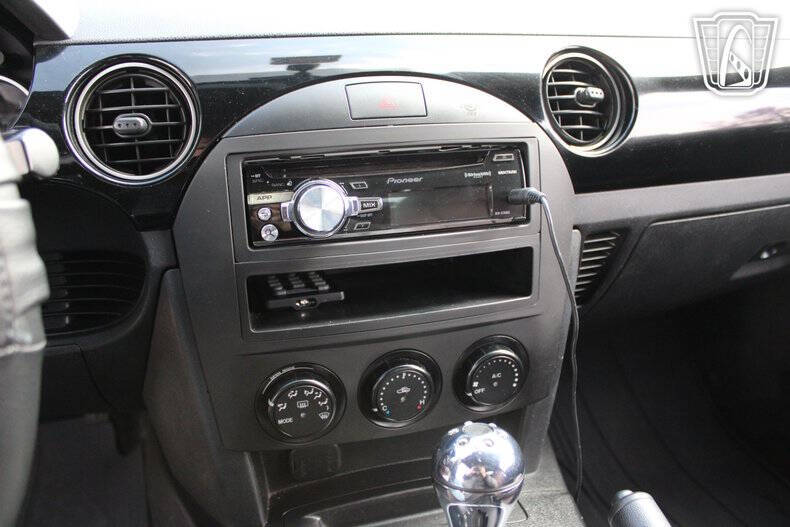 2006 Mazda MX-5 Miata