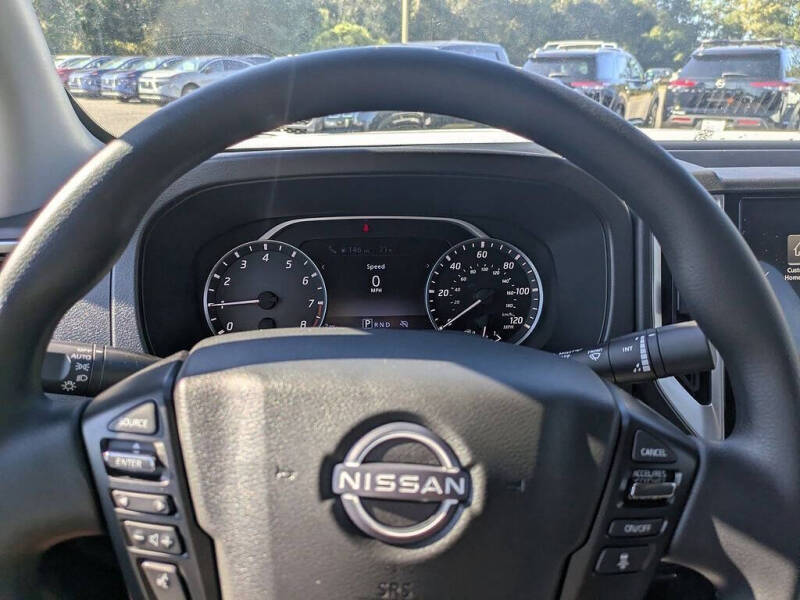 2026 Nissan Frontier SV