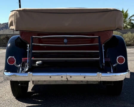 1932 Packard 902