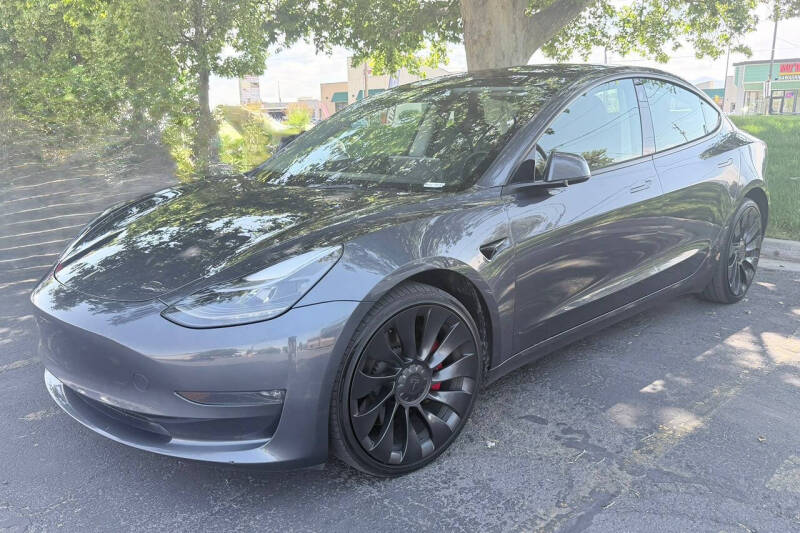 2023 Tesla Model 3 Performance