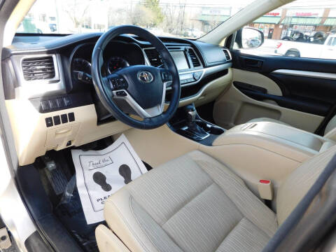 2016 Toyota Highlander LE Plus