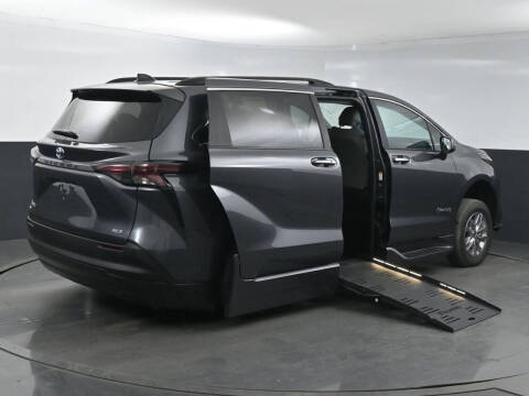 2025 Toyota Sienna