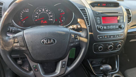 2015 Kia Sorento LX