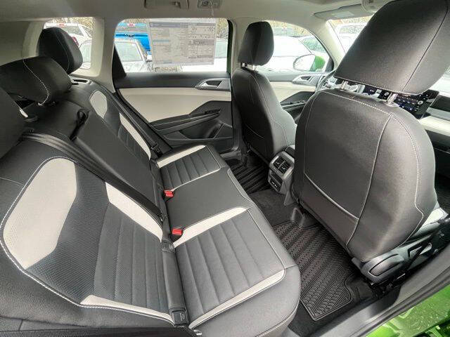 2026 Volkswagen Taos SEL 4Motion