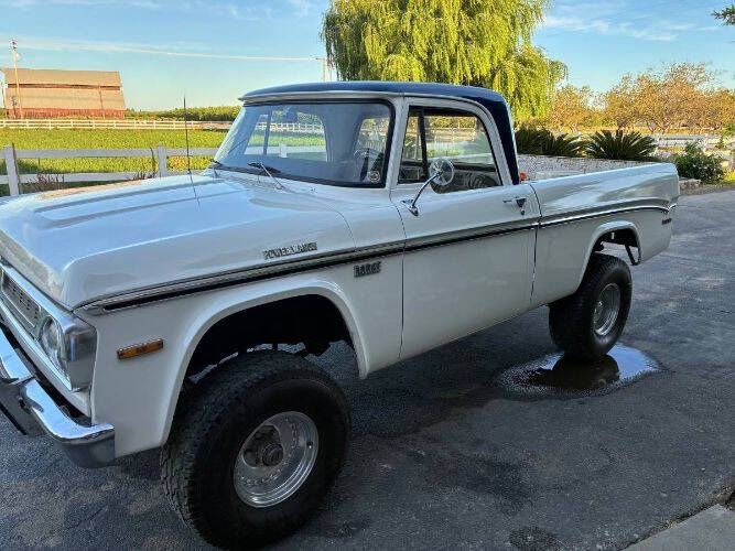 1971 Dodge D100 Pickup