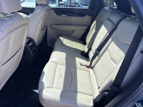 2018 Cadillac XT5 Luxury