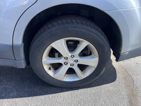 2013 Subaru Outback 2.5i Limited