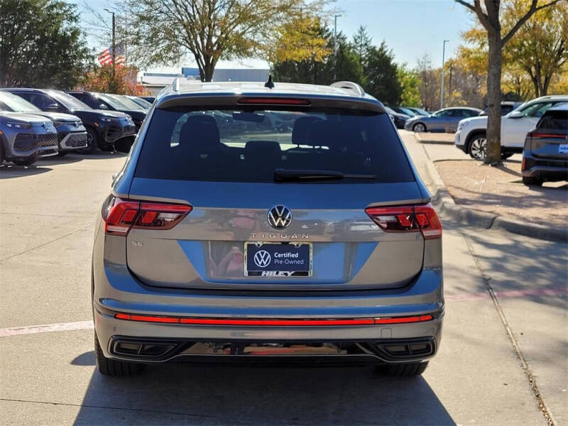 2024 Volkswagen Tiguan SE R-Line Black