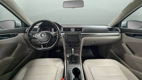 2017 Volkswagen Passat 1.8T SE