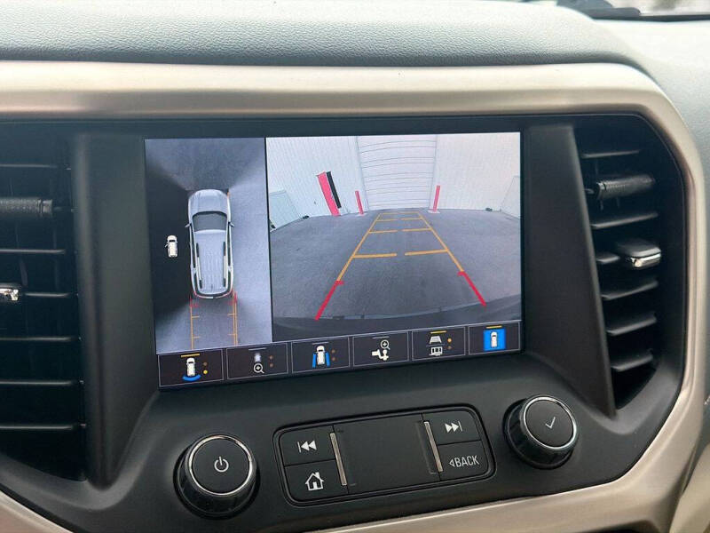 2021 GMC Acadia Denali