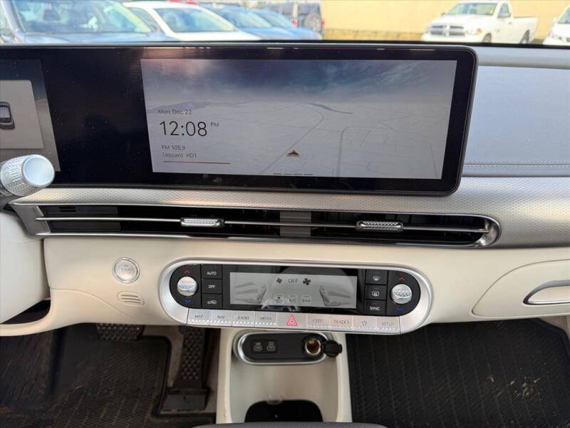 2024 Genesis GV60 Advanced