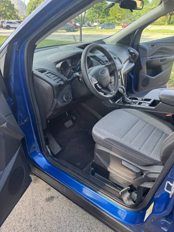 2017 Ford Escape S