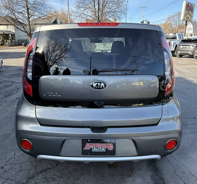 2017 Kia Soul +