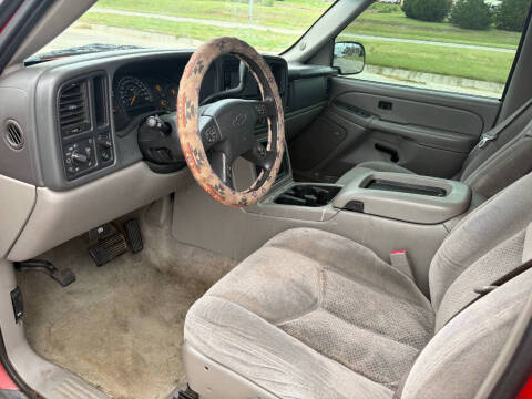 2004 Chevrolet Tahoe LS