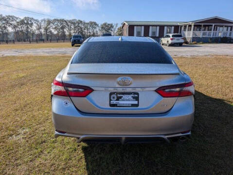 2020 Toyota Camry SE