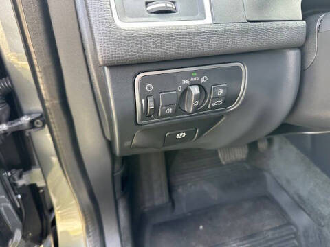 2016 Volvo XC60 T5 Drive-E Platinum