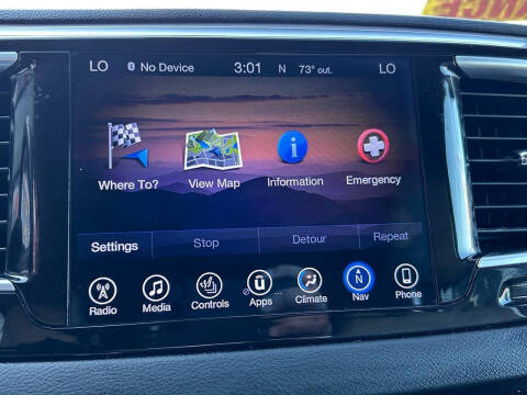 2017 Chrysler Pacifica Touring-L Plus