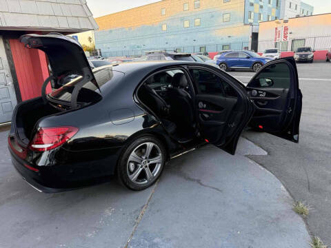 2018 Mercedes-Benz E-Class E 300