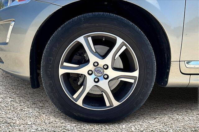 2014 Volvo XC60 T6 Premier Plus