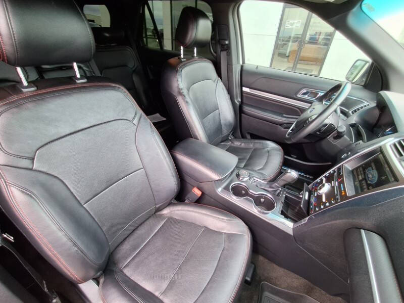 2016 Ford Explorer Sport