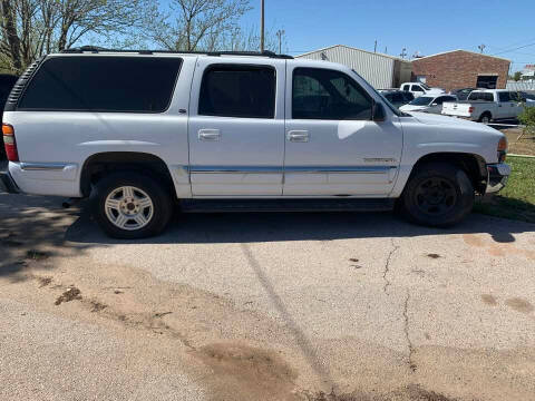 2002 GMC Yukon XL for sale at BUZZZ MOTORS in Moore OK