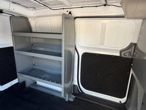 2021 Nissan NV200 SV