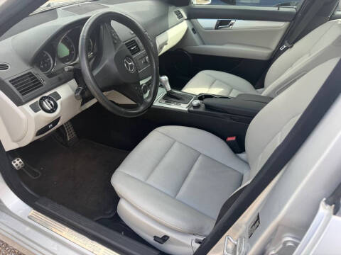 2010 Mercedes-Benz C-Class