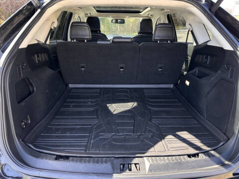 2020 Ford Edge Titanium