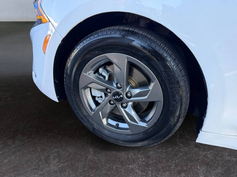 2022 Kia K5