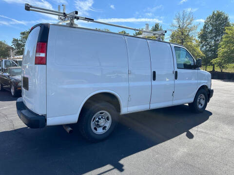 2017 Chevrolet Express 2500