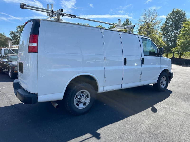 2017 Chevrolet Express 2500
