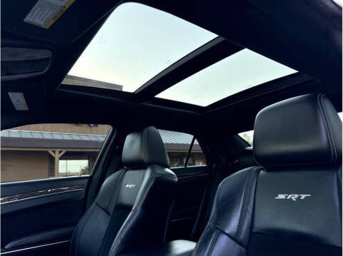2012 Chrysler 300 SRT8