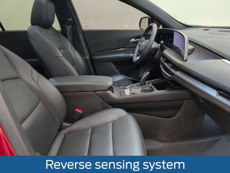 2024 Cadillac XT4 Sport