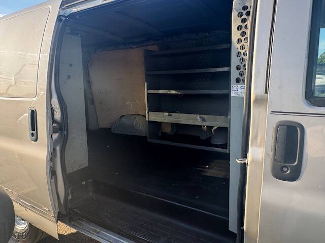 2005 Chevrolet Express 2500