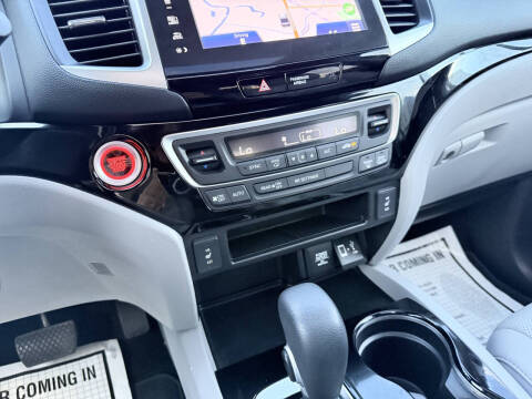 2017 Honda Ridgeline RTL-E