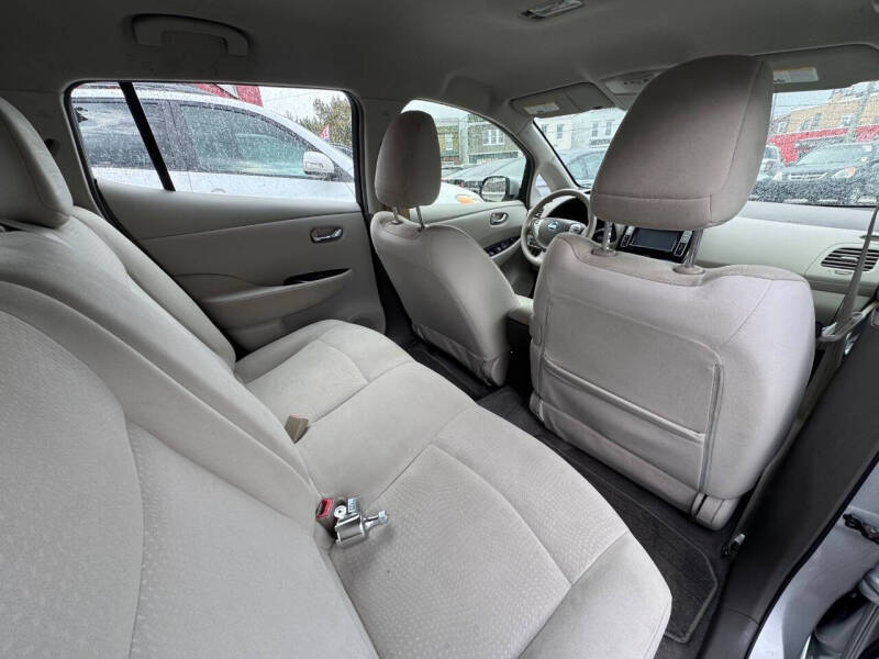 2012 Nissan LEAF SL