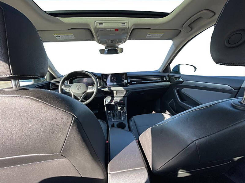 2025 Volkswagen Jetta SE