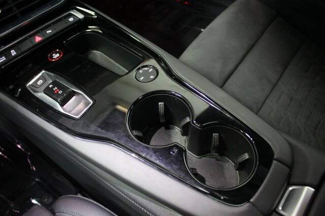 2023 Audi e-tron GT quattro Premium Plus