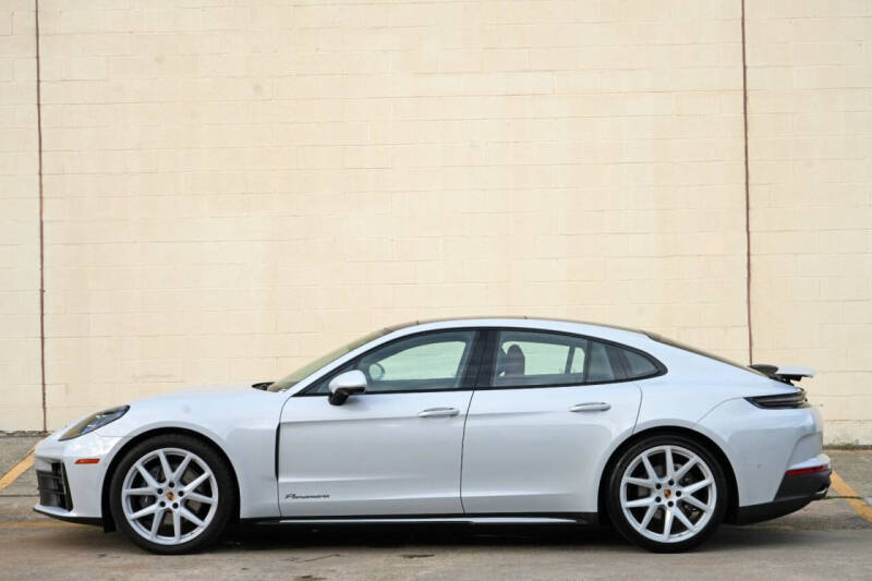 2025 Porsche Panamera