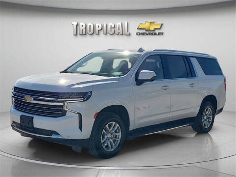 2023 Chevrolet Suburban LT