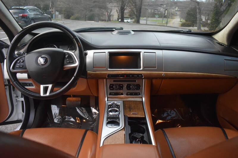 2015 Jaguar XF 5.0 Supercharged