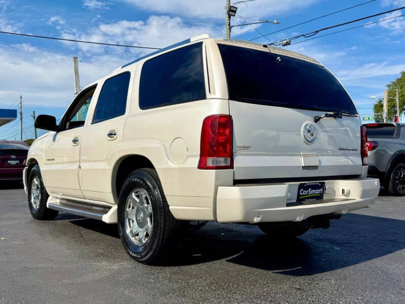 2003 Cadillac Escalade