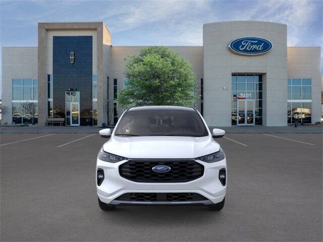 2025 Ford Escape ST-Line Elite