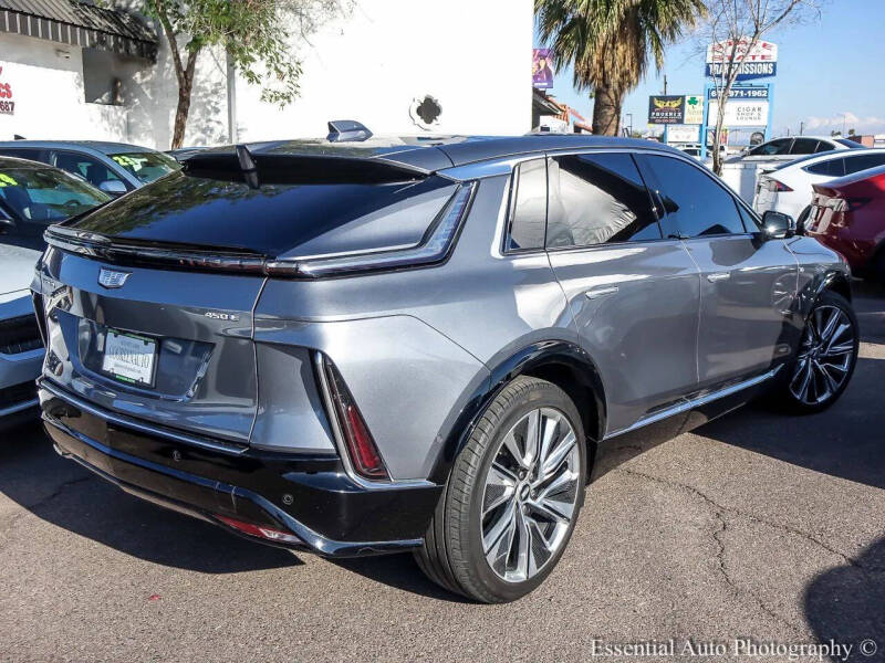 2023 Cadillac LYRIQ Luxury