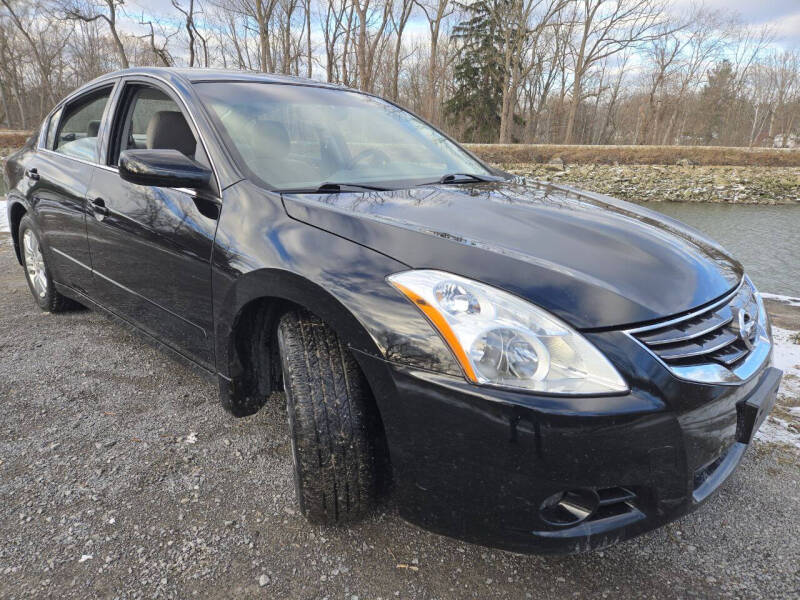 2012 Nissan Altima S photo 8