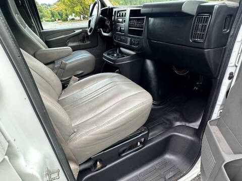 2015 GMC Savana 2500