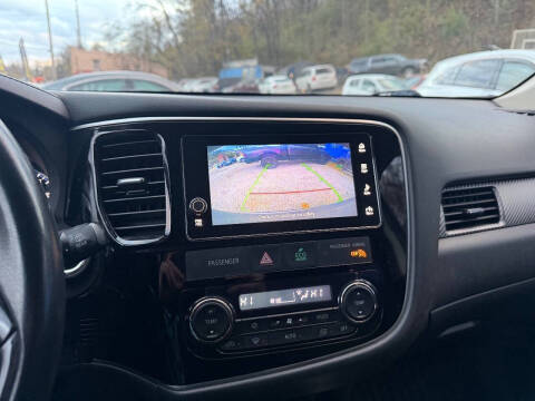 2017 Mitsubishi Outlander SE